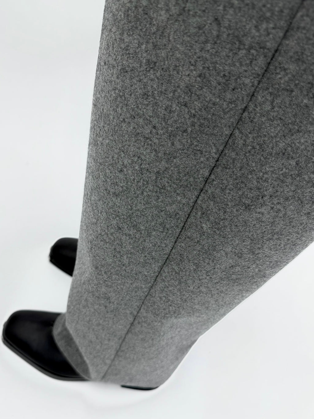 META TROUSERS