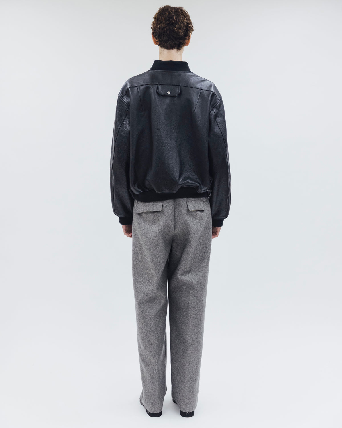BOMBER JACKET