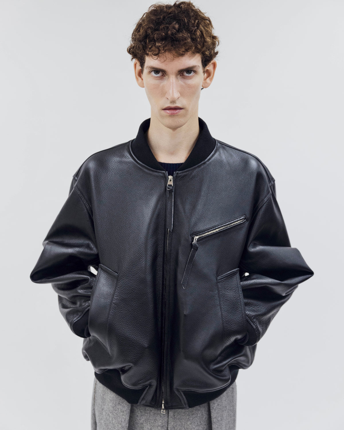 BOMBER JACKET
