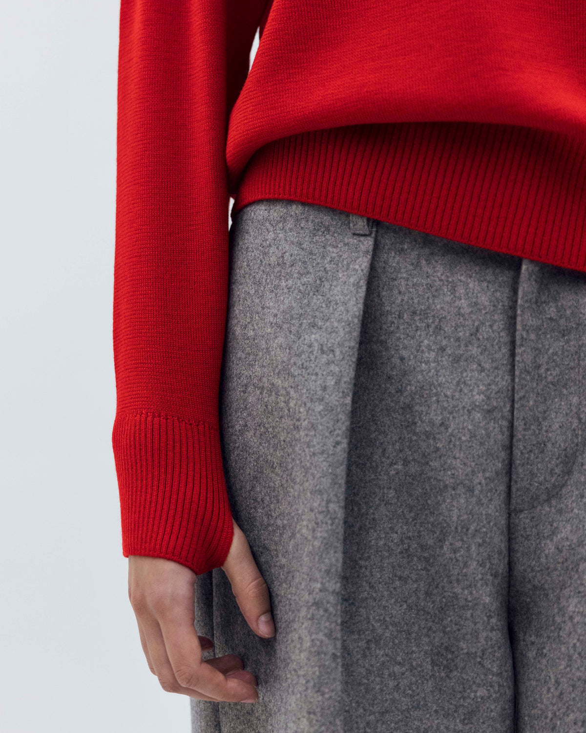 META SWEATER