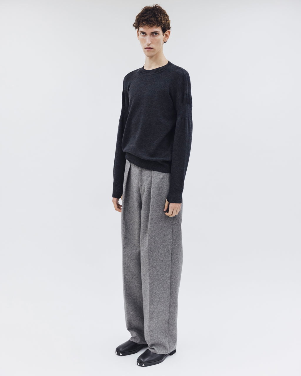 META SWEATER