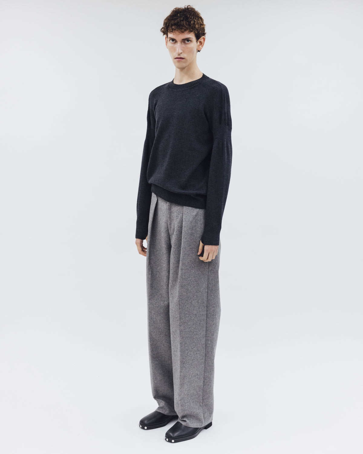 META SWEATER