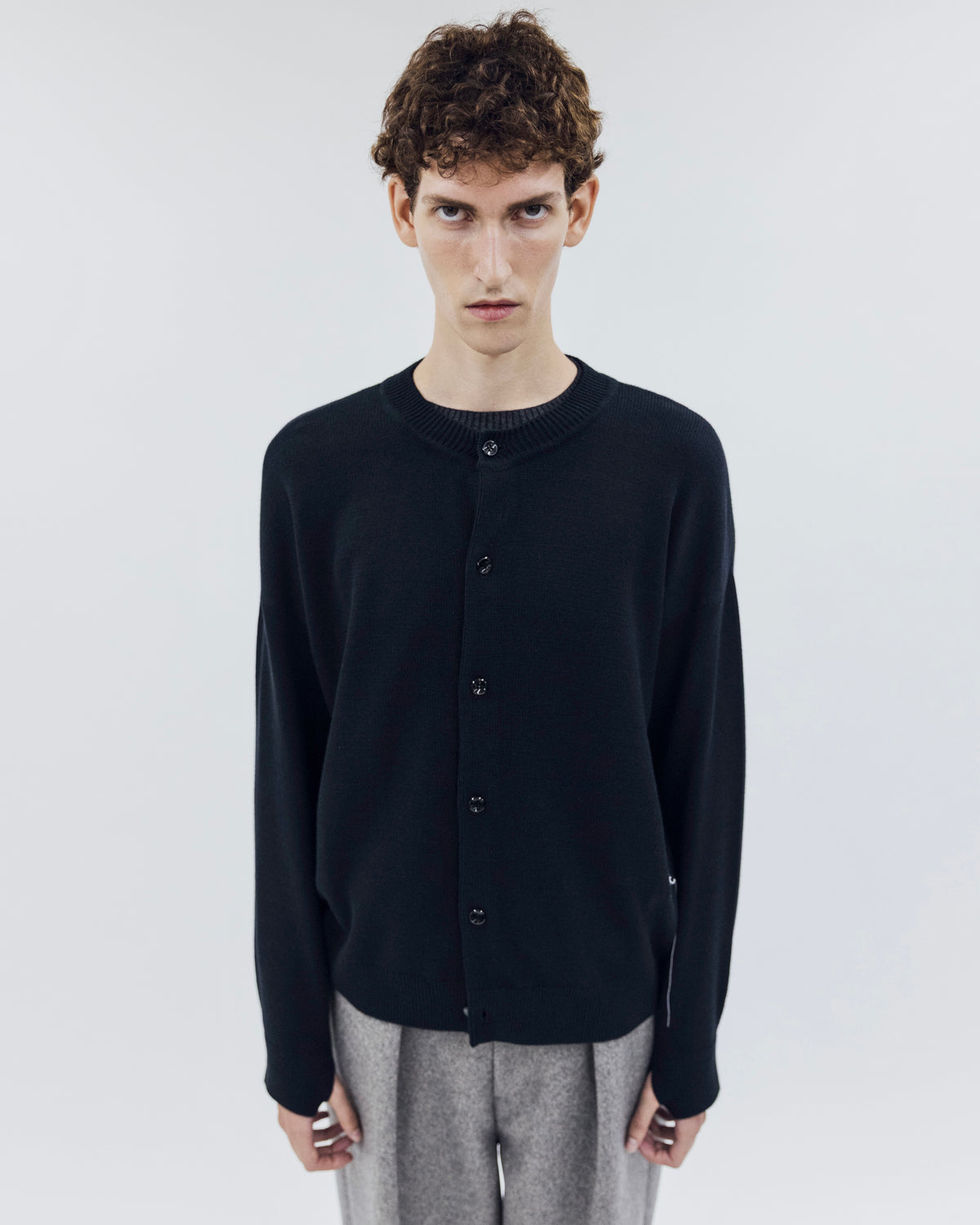CREWNECK CARDIGAN